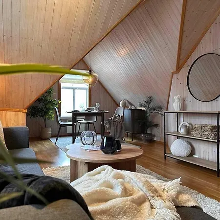 Lägenhet Cozy Loft With Amazing View