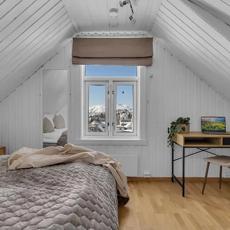 公寓 Cozy Loft With Amazing View *