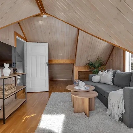 公寓 Cozy Loft With Amazing View